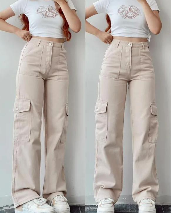 High-Rise Statement Jeans